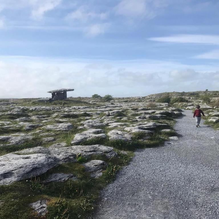 New Studio Near Lahinch, Doolin & Cliffs Of Moher מראה חיצוני תמונה